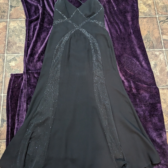 Size 14 black grad/formal gown with beading - Picture 4 of 5